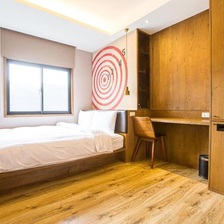 Easylazy Inn Taichung Exterior foto
